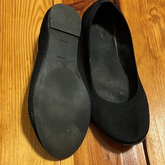 Womens black flats - Picture 2 of 5